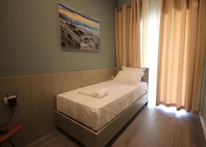 Alyvia Domek letniskowy *