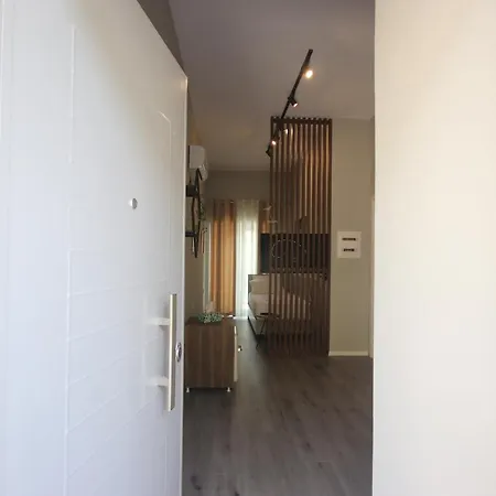 Alyvia 山林小屋 希马拉