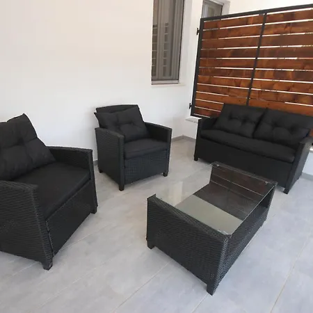 山林小屋 Alyvia *