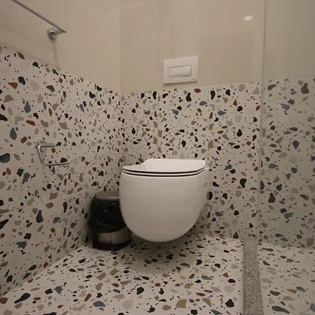 Alyvia 山林小屋 希马拉