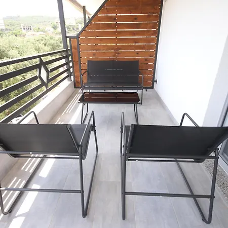 山林小屋 Alyvia 希马拉