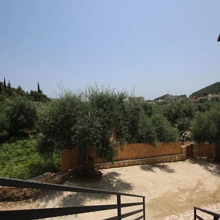 山林小屋 Alyvia *